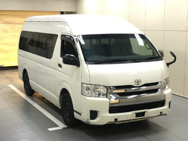 TOYOTA HIACE VAN 2014