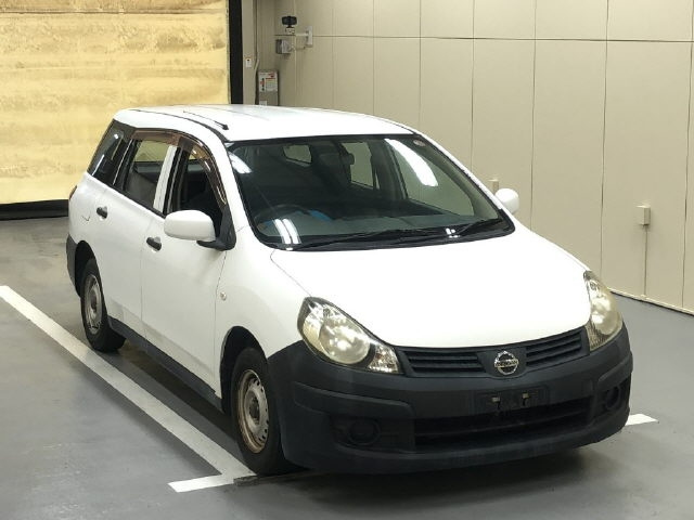 NISSAN AD 2013