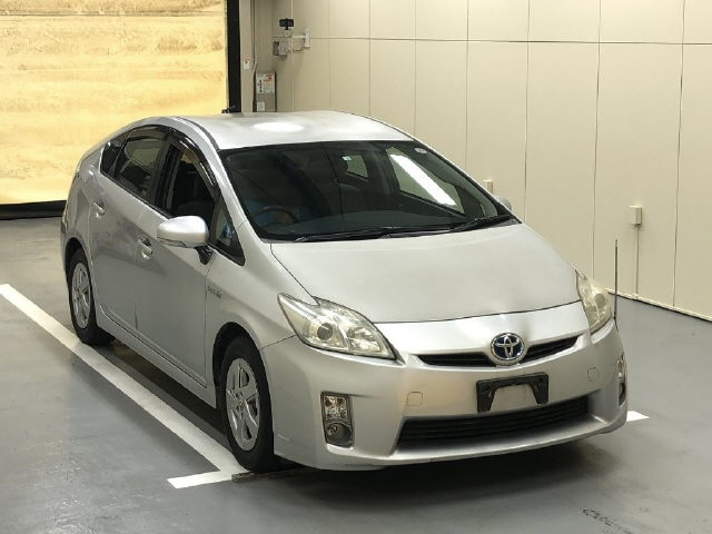 TOYOTA PRIUS 2010