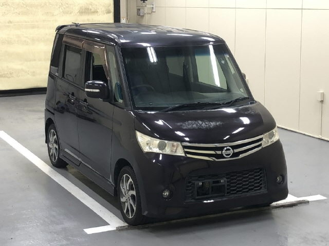 NISSAN ROOX 2010