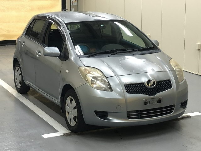 TOYOTA VITZ 2006