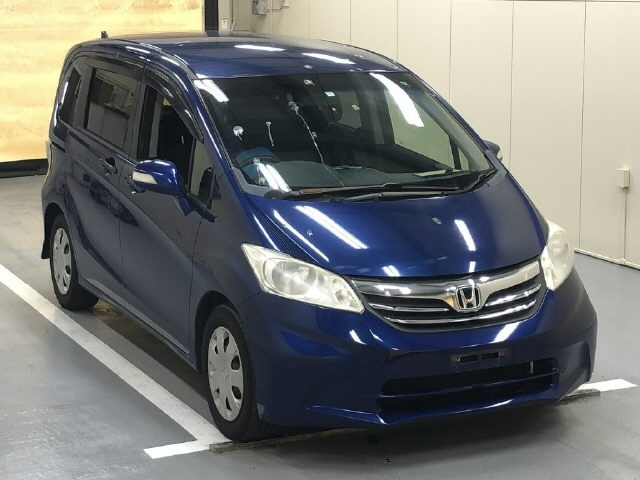 HONDA FREED 2013