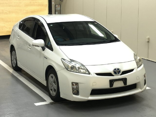 TOYOTA PRIUS 2010