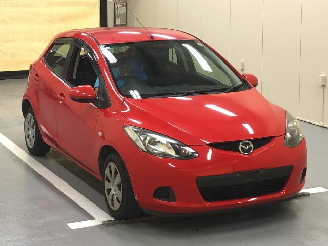 MAZDA DEMIO 2010
