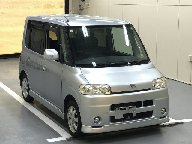 DAIHATSU TANTO 2007