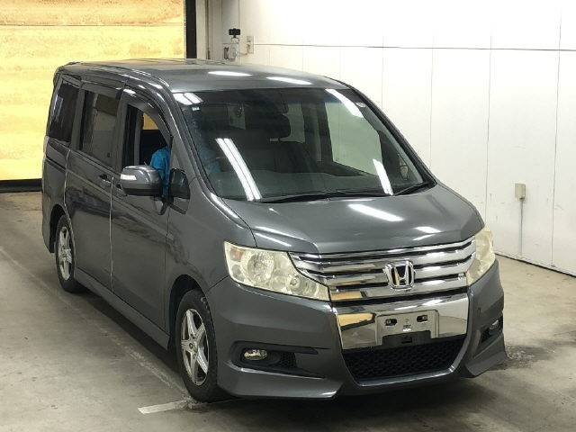 HONDA STEP WAGON 2010