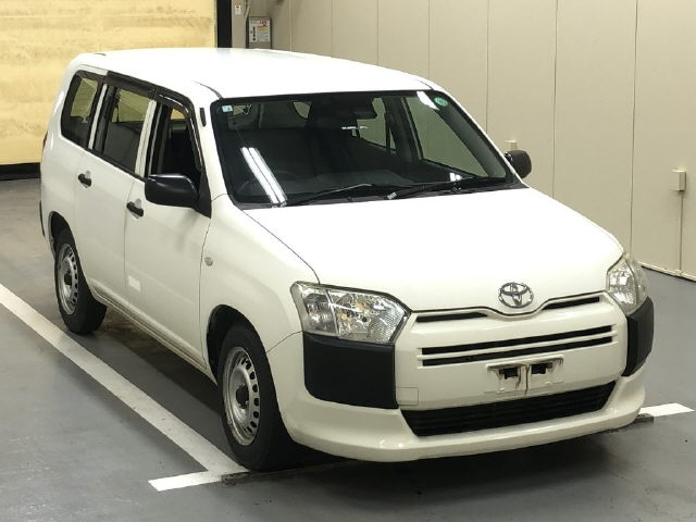 TOYOTA PROBOX 2017