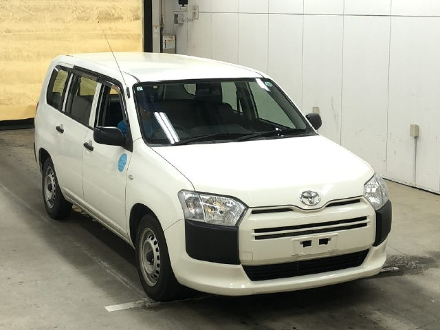 TOYOTA PROBOX 2016
