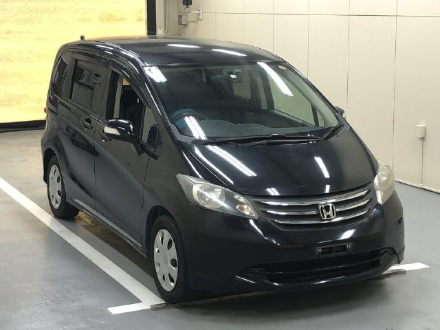 HONDA FREED 2010