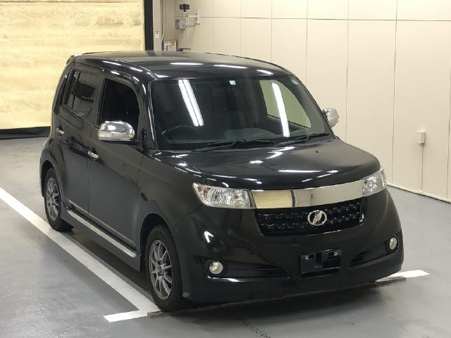 TOYOTA BB