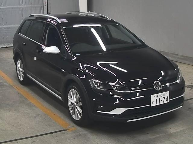 VOLKSWAGEN GOLF ALLTRACK