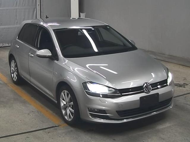 VOLKSWAGEN GOLF 2016