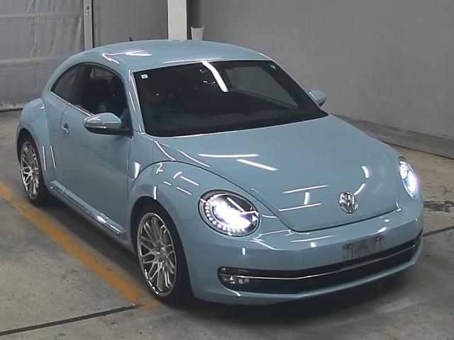 VOLKSWAGEN THE BEETLE 2012