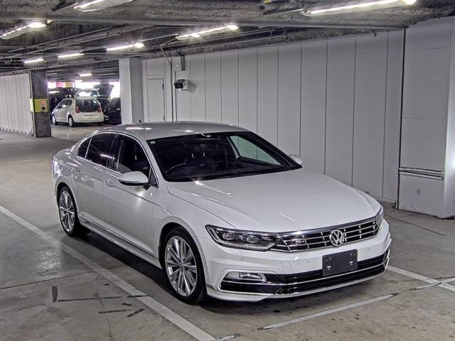 VOLKSWAGEN PASSAT VARIANT