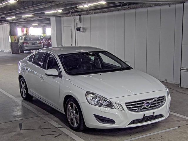 VOLVO S60 2012