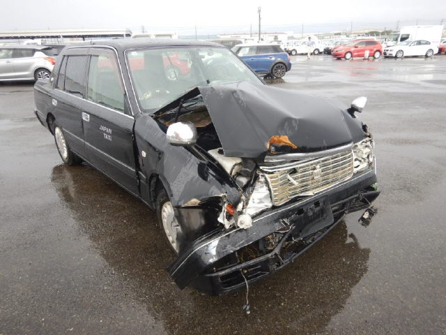 TOYOTA CROWN COMFORT