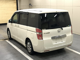 HONDA STEP WAGON 2010
