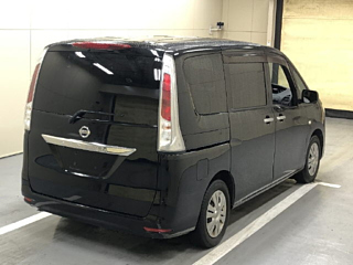 NISSAN SERENA 2011