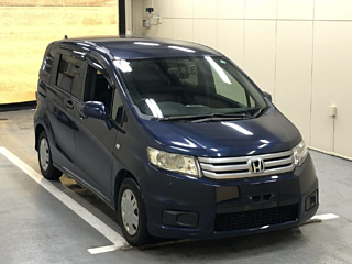 HONDA FREED 2010