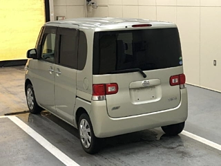 DAIHATSU TANTO 2012