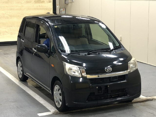 DAIHATSU MOVE 2014