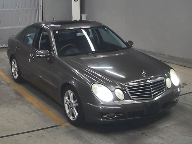 MERCEDES BENZ E CLASS 2009