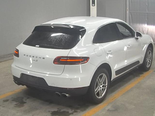 PORSCHE MACAN 2018
