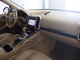 PORSCHE CAYENNE 2012