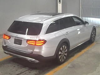 MERCEDES BENZ E CLASS WAGON 2018