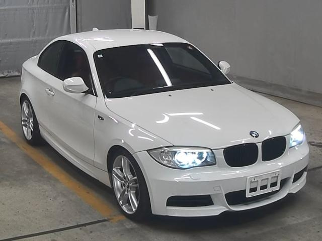 BMW 1 SERIES 2011
