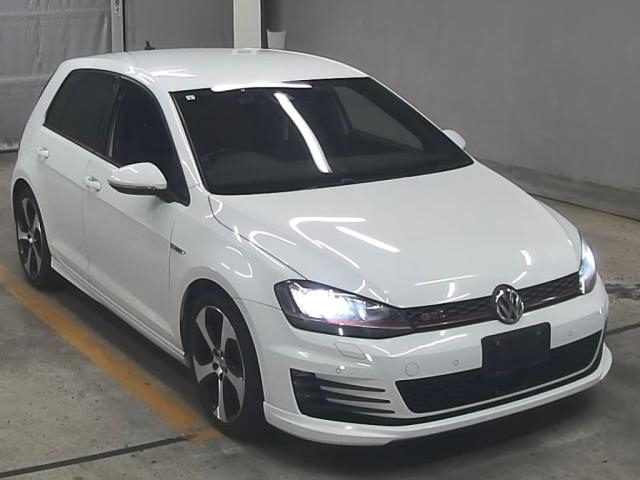 VOLKSWAGEN GOLF 2015