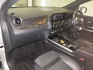 MERCEDES BENZ B CLASS 2020