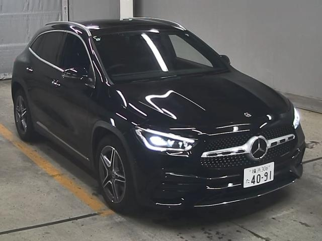 MERCEDES BENZ GLA CLASS