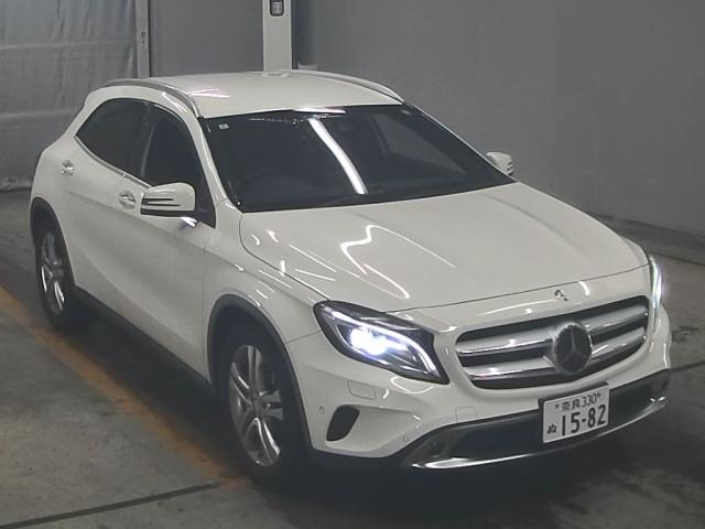 MERCEDES BENZ GLA CLASS 2016