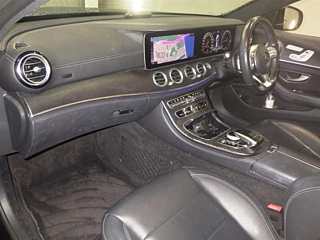 MERCEDES BENZ E CLASS WAGON 2020