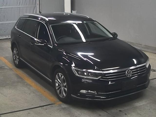 VOLKSWAGEN PASSAT VARIANT 2015