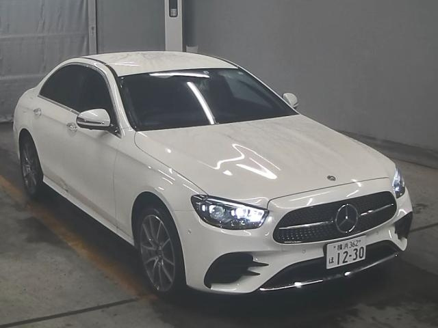 MERCEDES BENZ E CLASS 2022