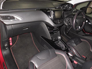 PEUGEOT 2008 2019