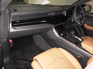 AUDI RS Q8 2024
