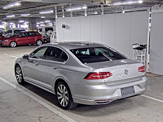 VOLKSWAGEN PASSAT 2015