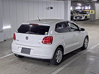 VOLKSWAGEN POLO 2011