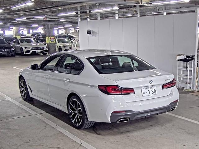 BMW 5 SERIES 2022