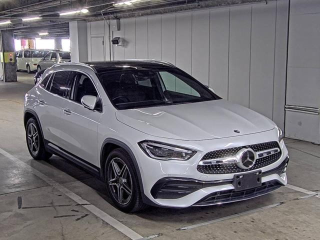 MERCEDES BENZ GLA CLASS 2022