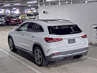 MERCEDES BENZ GLA CLASS 2022