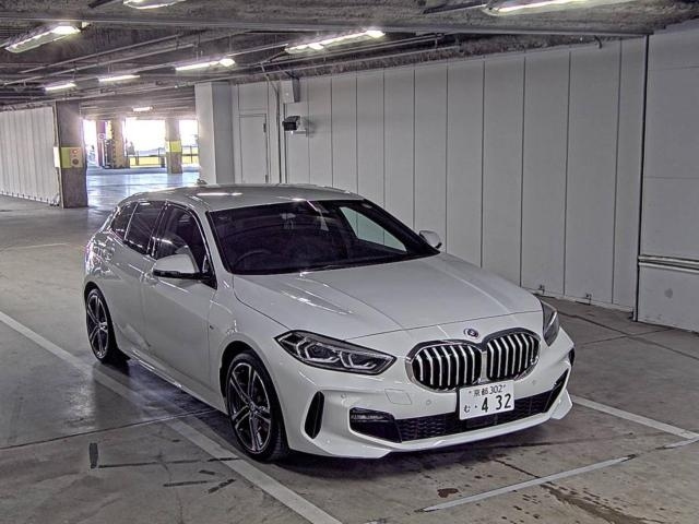 BMW 1 SERIES 2023