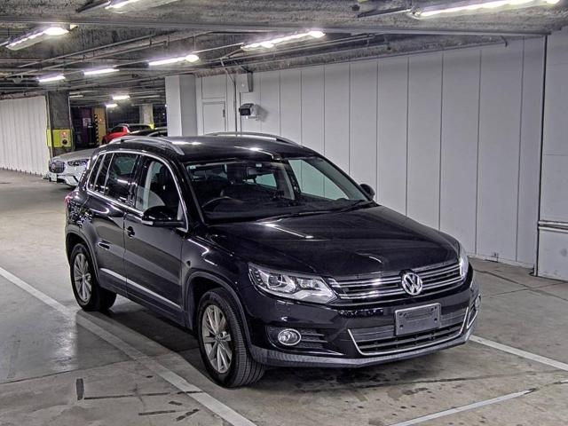 VOLKSWAGEN TIGUAN 2013