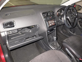 VOLKSWAGEN POLO 2017