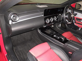 MERCEDES BENZ CLA CLASS 2019