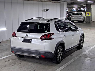 PEUGEOT 2008 2018