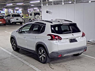 PEUGEOT 2008 2018